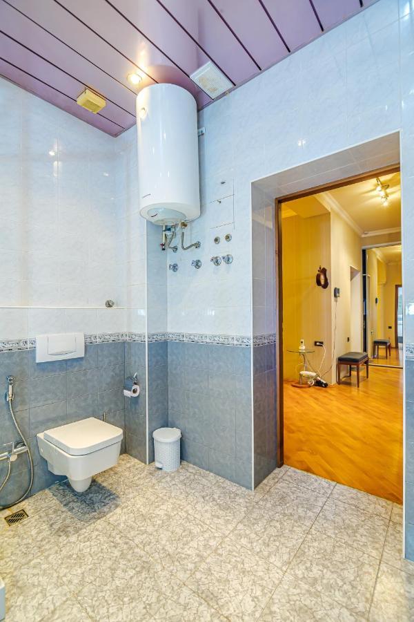 Vip Apartamen Nizami Street Baku Exterior foto