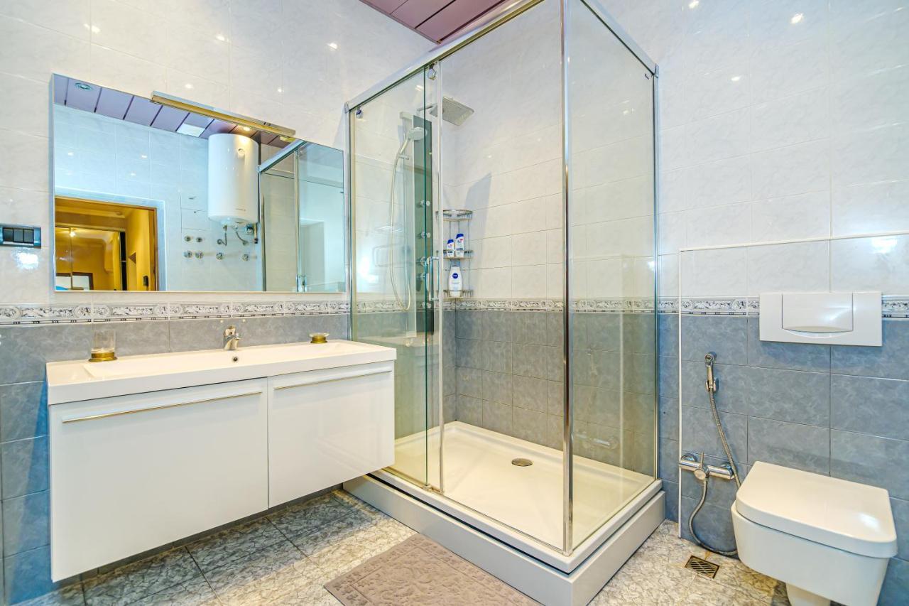 Vip Apartamen Nizami Street Baku Exterior foto