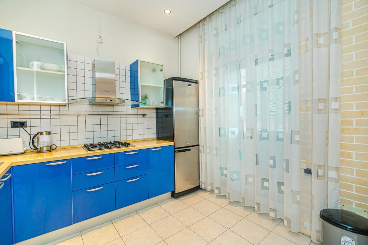 Vip Apartamen Nizami Street Baku Exterior foto