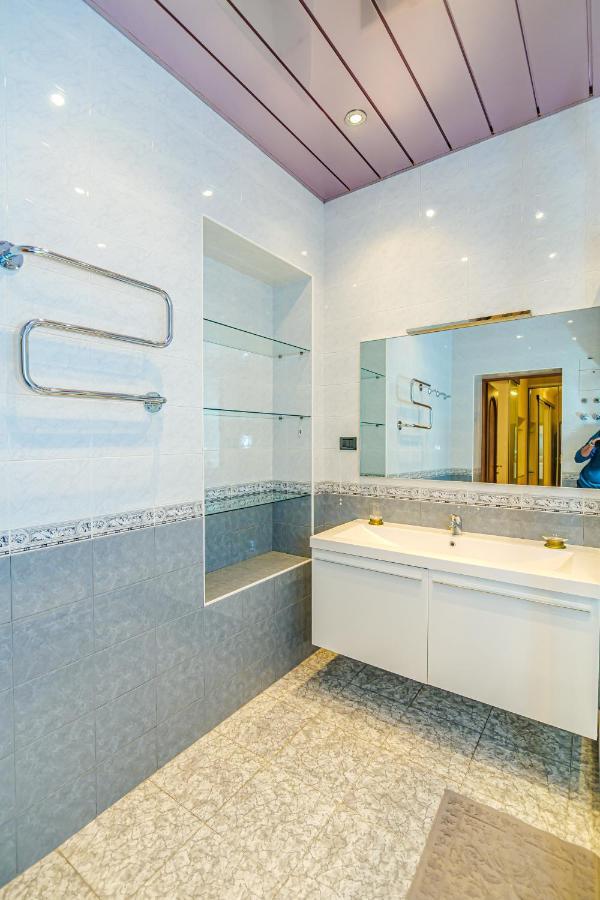 Vip Apartamen Nizami Street Baku Exterior foto